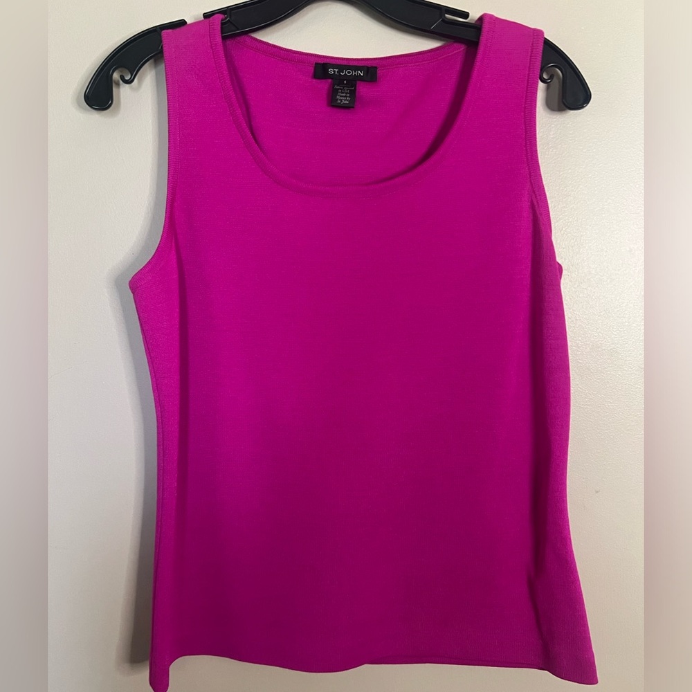 St. John S Magenta Shell Tank EUC